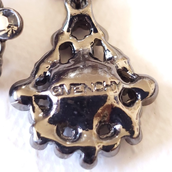 GIVENCHY Vintage Earrings - Picture 4 of 4
